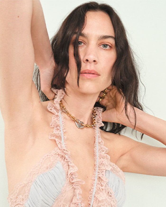 Why No-Makeup Makeup Is Everywhere Again
