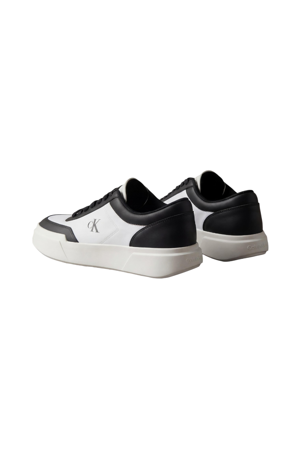 סניקרס עור Chunky Cupsole