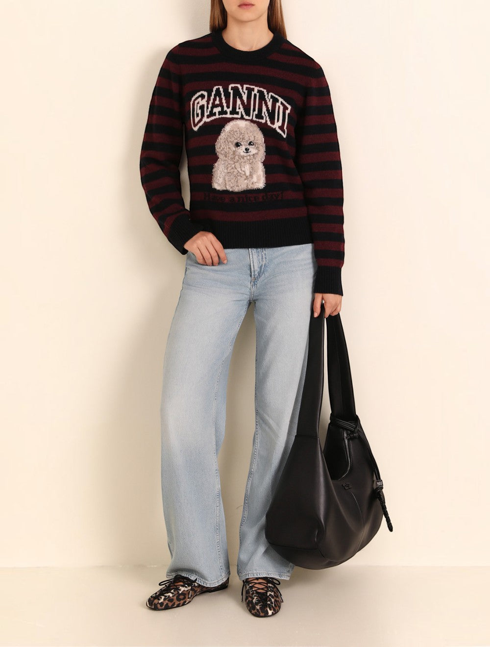 סוודר גרפי צמר פס צווארון עגול