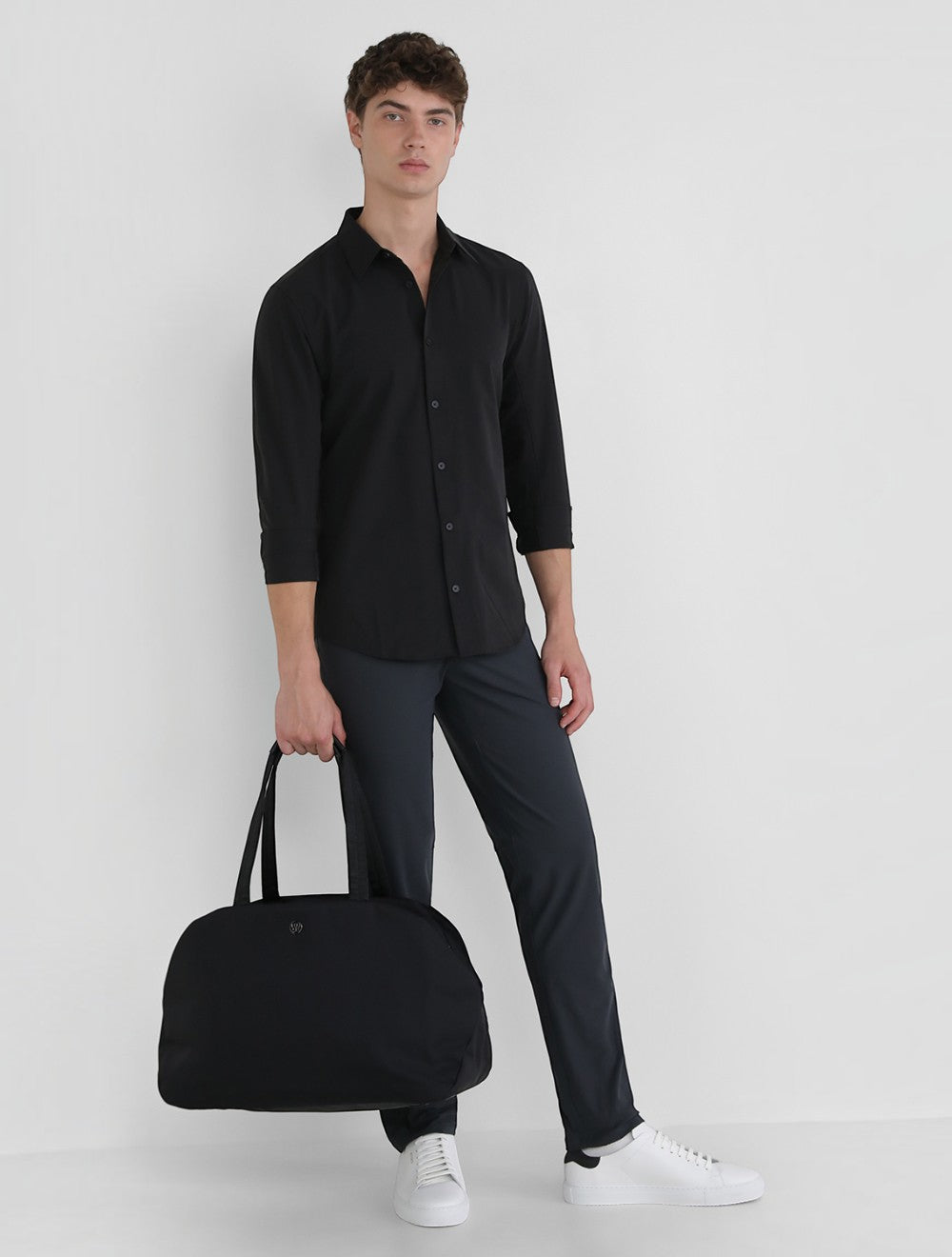 New Venture חיתוך צר חולצה שרוול ארוך
