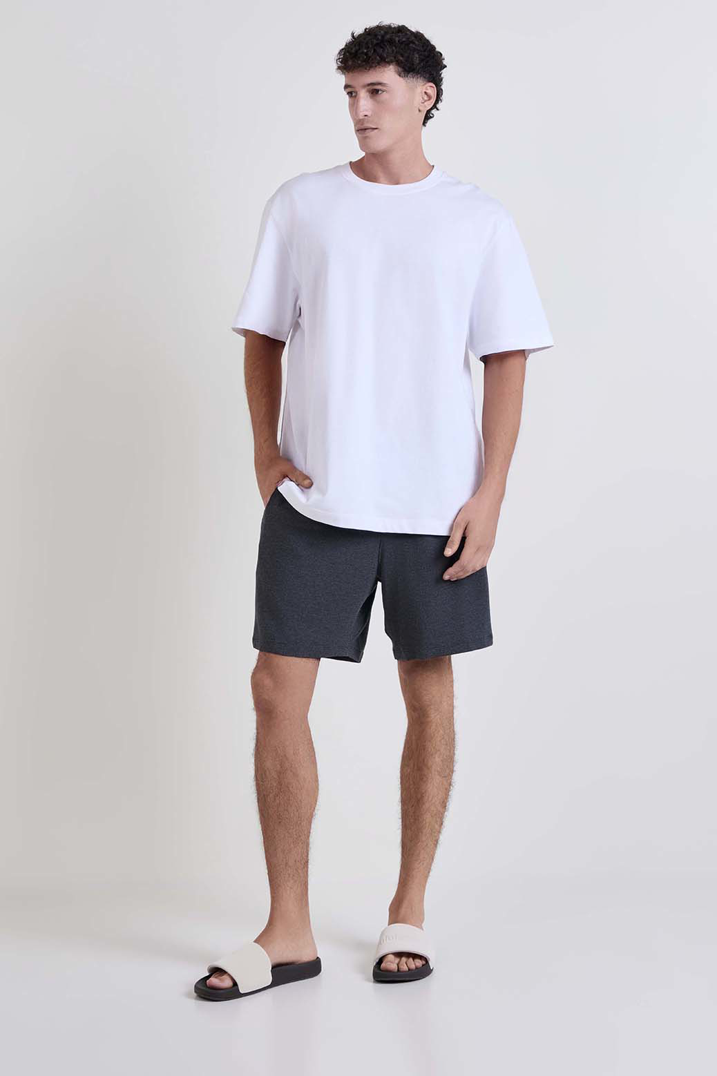 מכנסיים קצרים BeCalm Relaxed Fit 7''