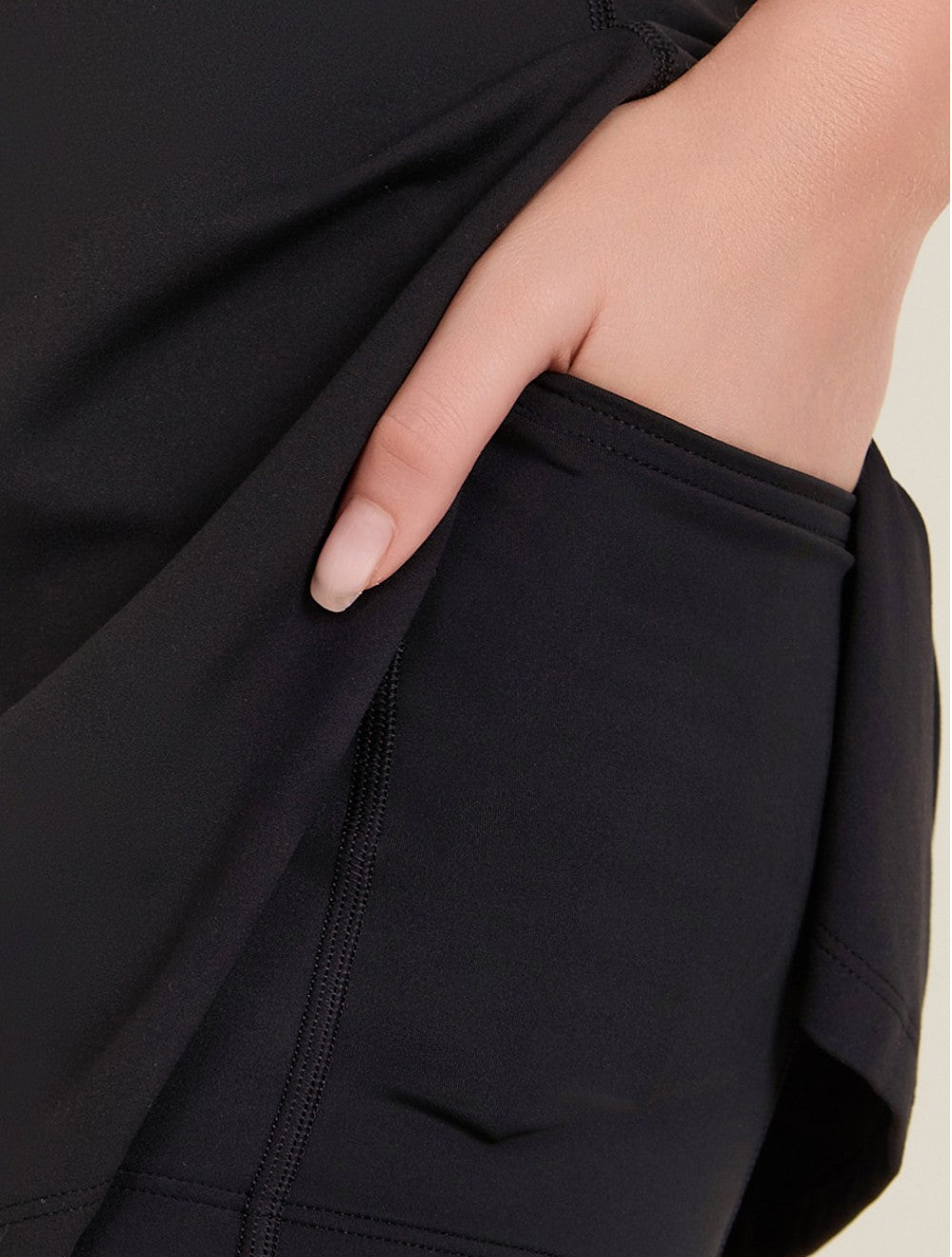 Align side-slit שמלת כתפיות (קאמי)