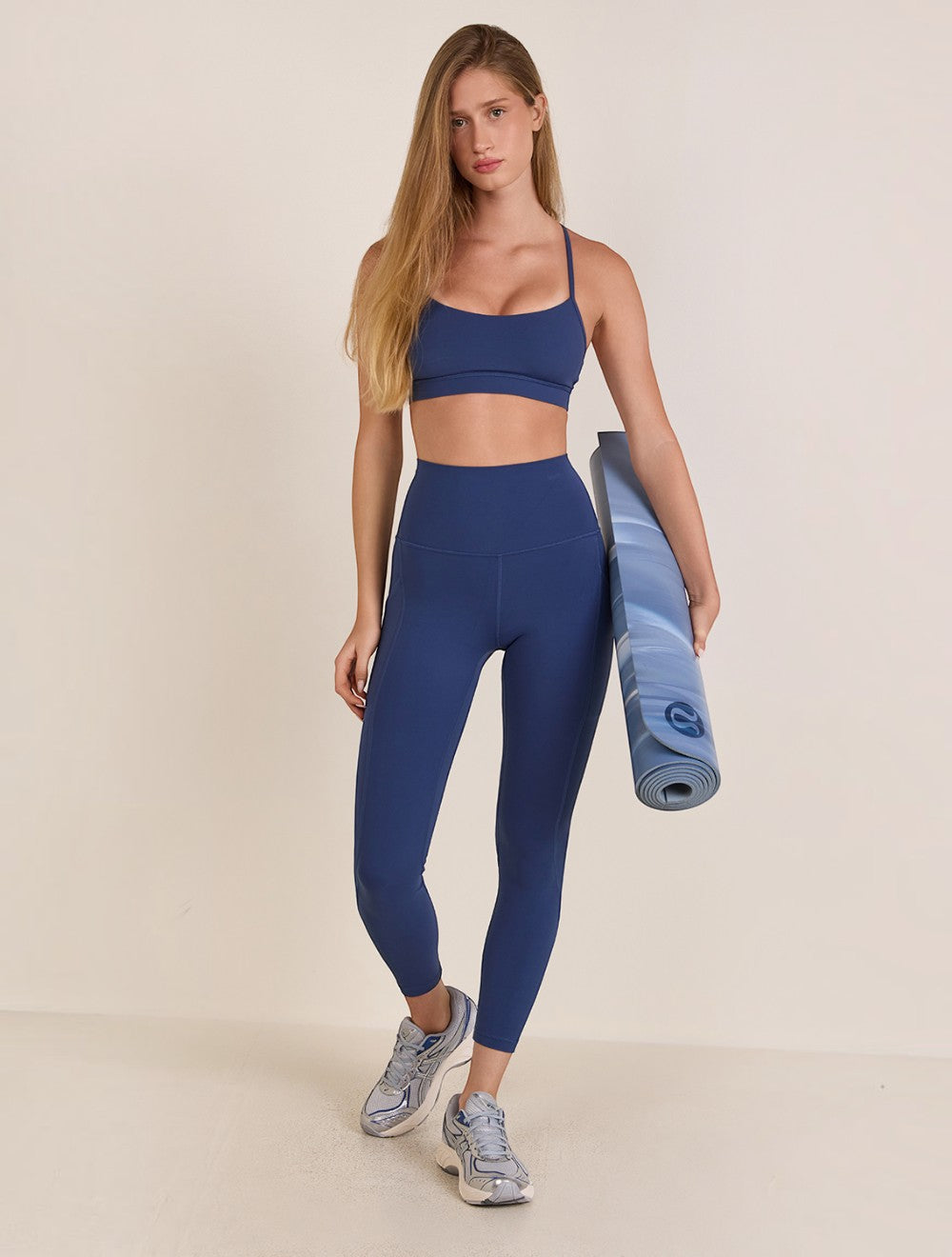 Align מותן גבוה מכנס 25'' טייטסs כיסים
