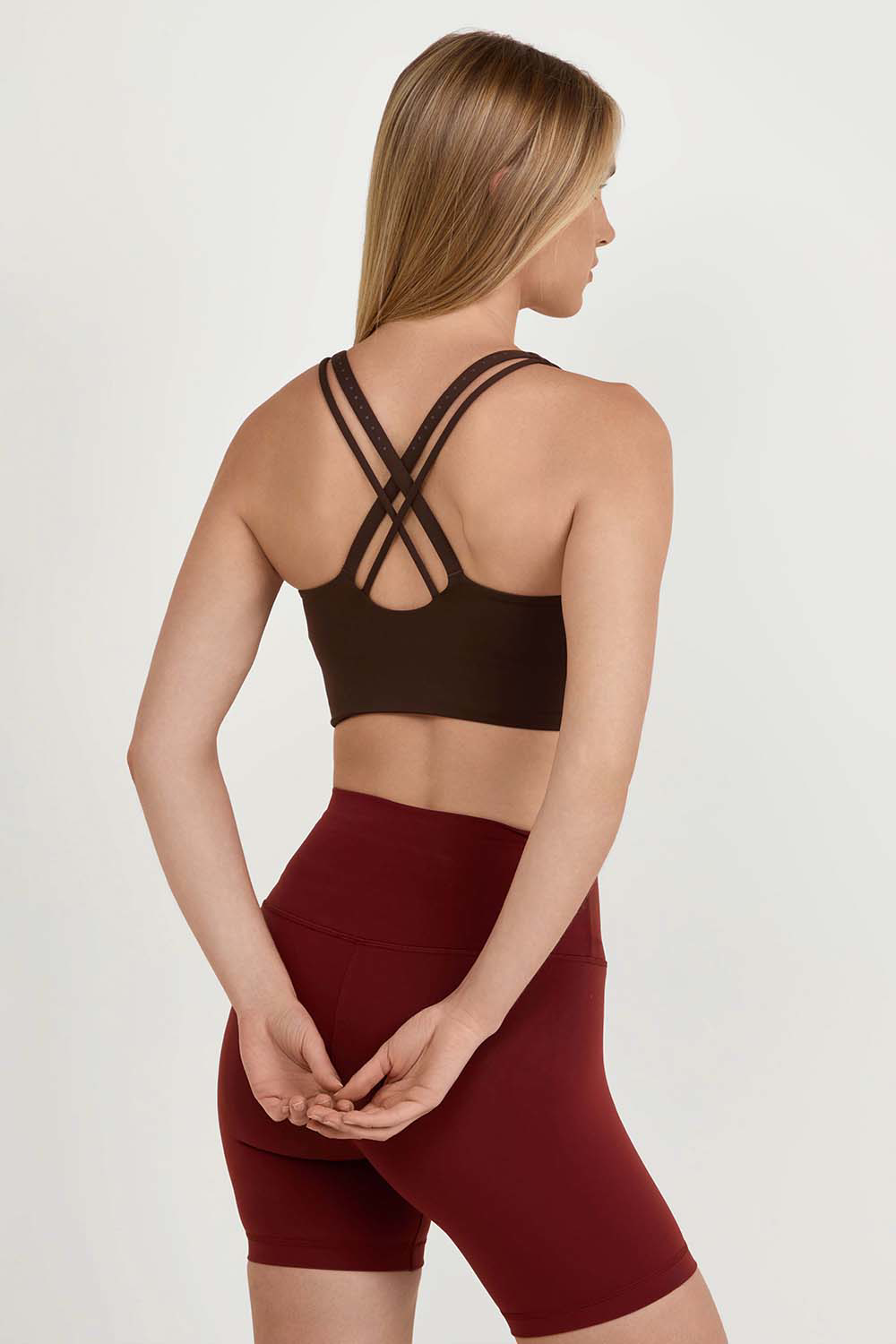 חזיית lululemon Energy Evolve לונגליין עם תא אחסון