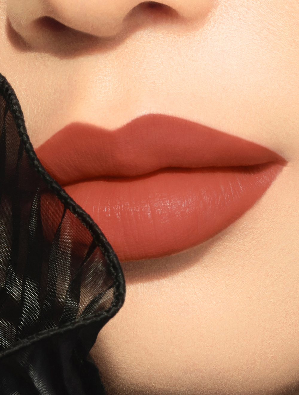 שפתון נוזלי 582 Rosewood Rose