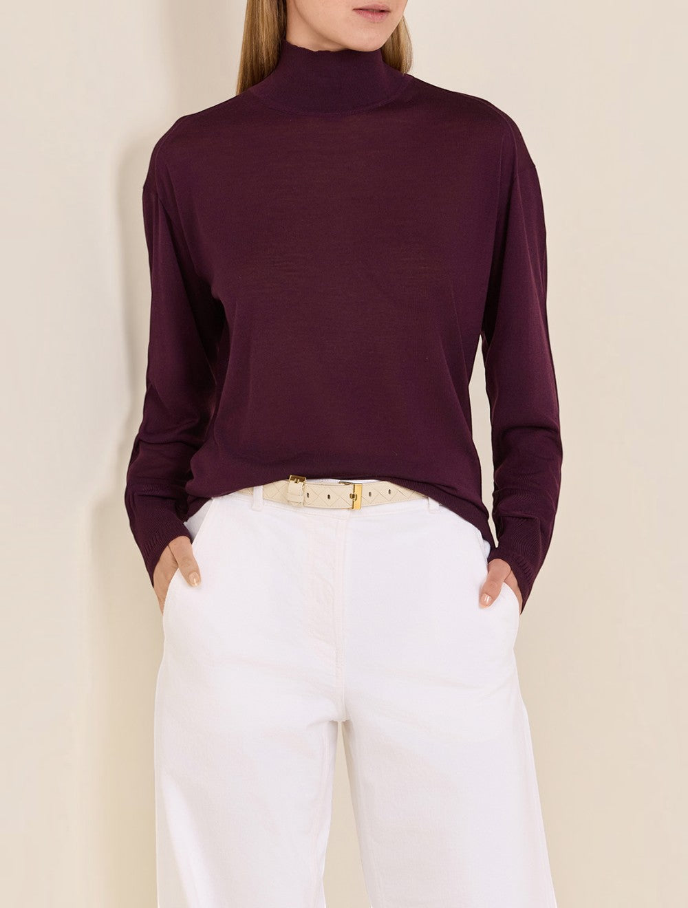 Featherweight צמר בתולי Turtleneck