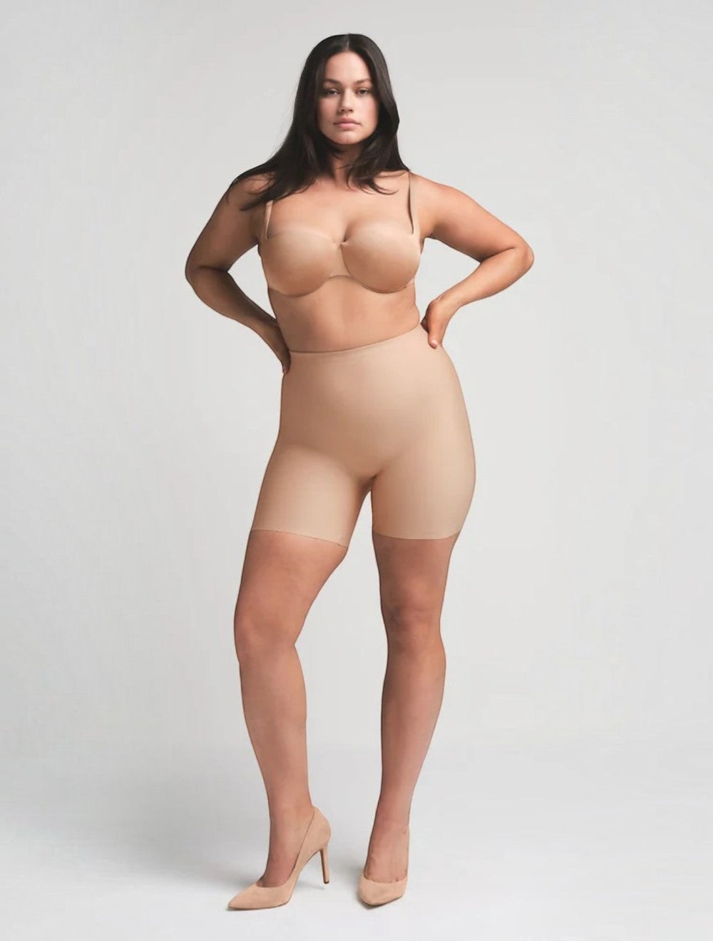 שורט מעצב לישבן