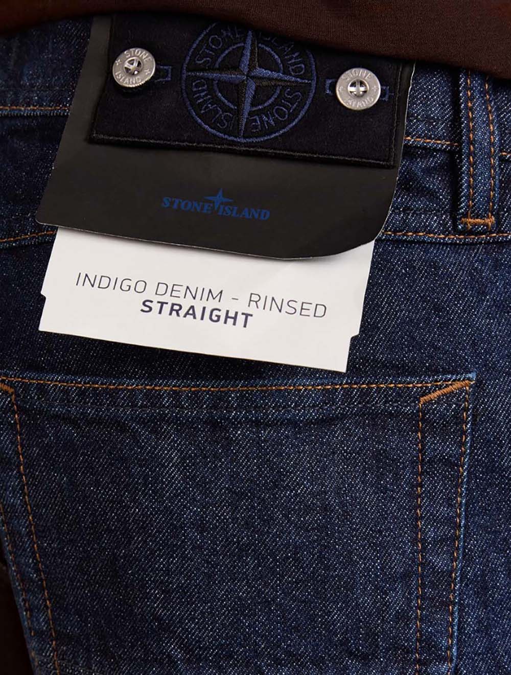 ג'ינס רגולר סטרייט פיט Five-Pocket עם Rinsed Finish