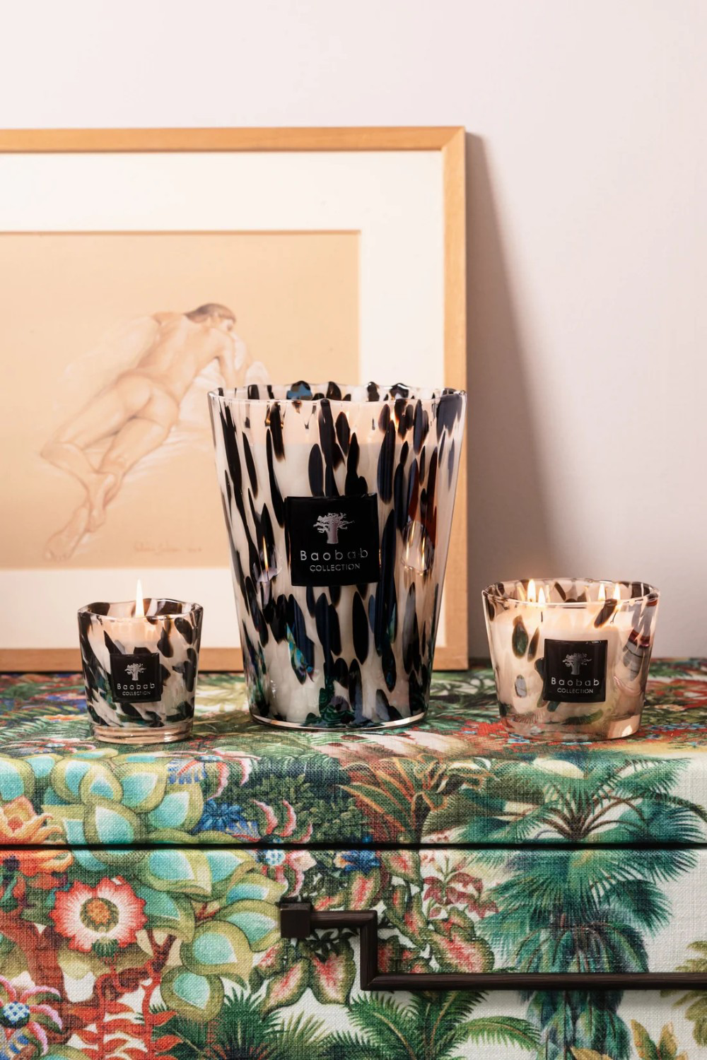 16 Black Pearls Candle