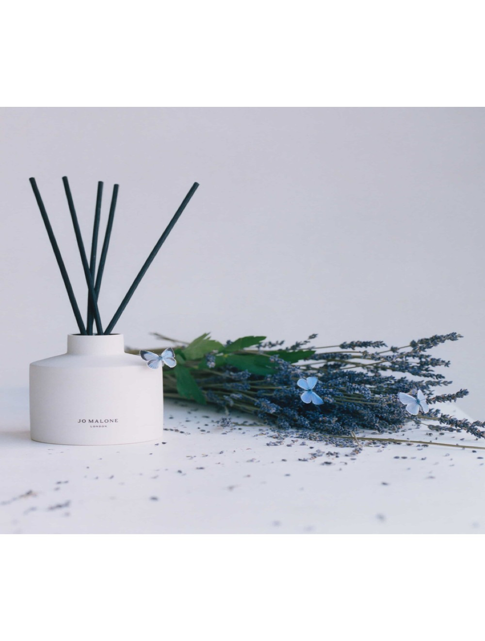 Lilac Lavender & Lovage Diffuser 350 ml