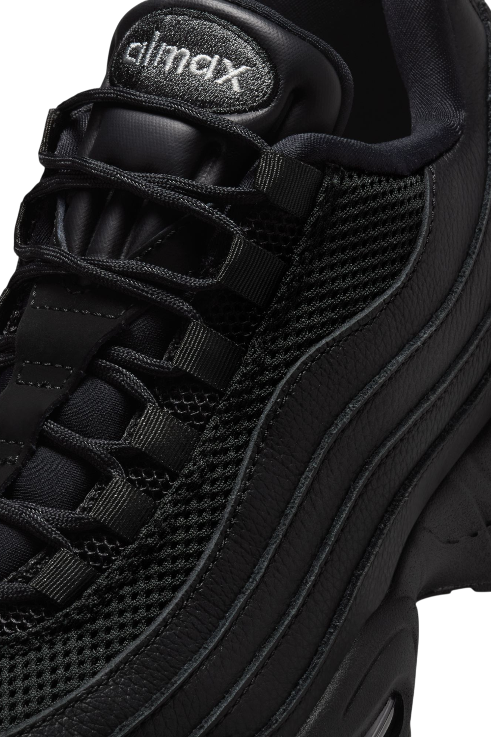 סניקרס עור Air Max 95