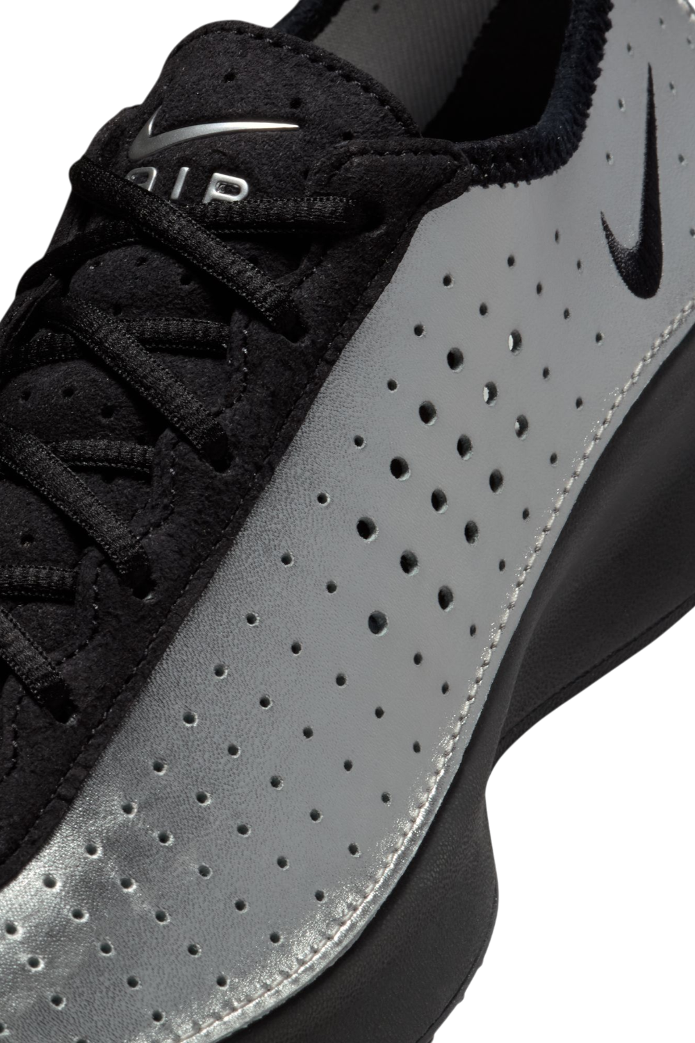 סניקרס עור Air Superfly