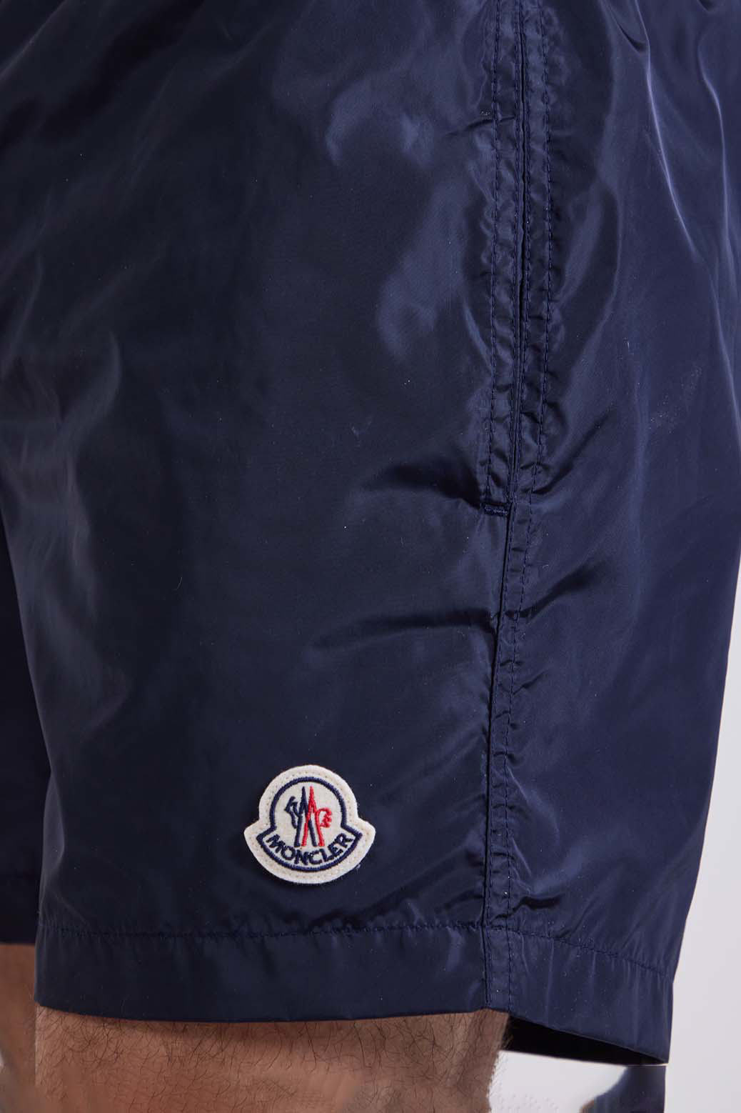 מכנסי בגד ים עם לוגו