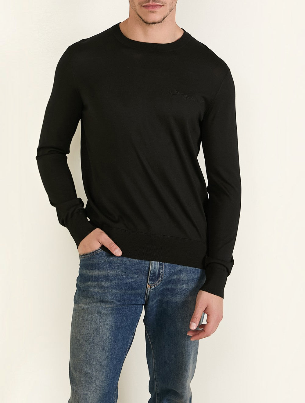 משי לוגו סרוג