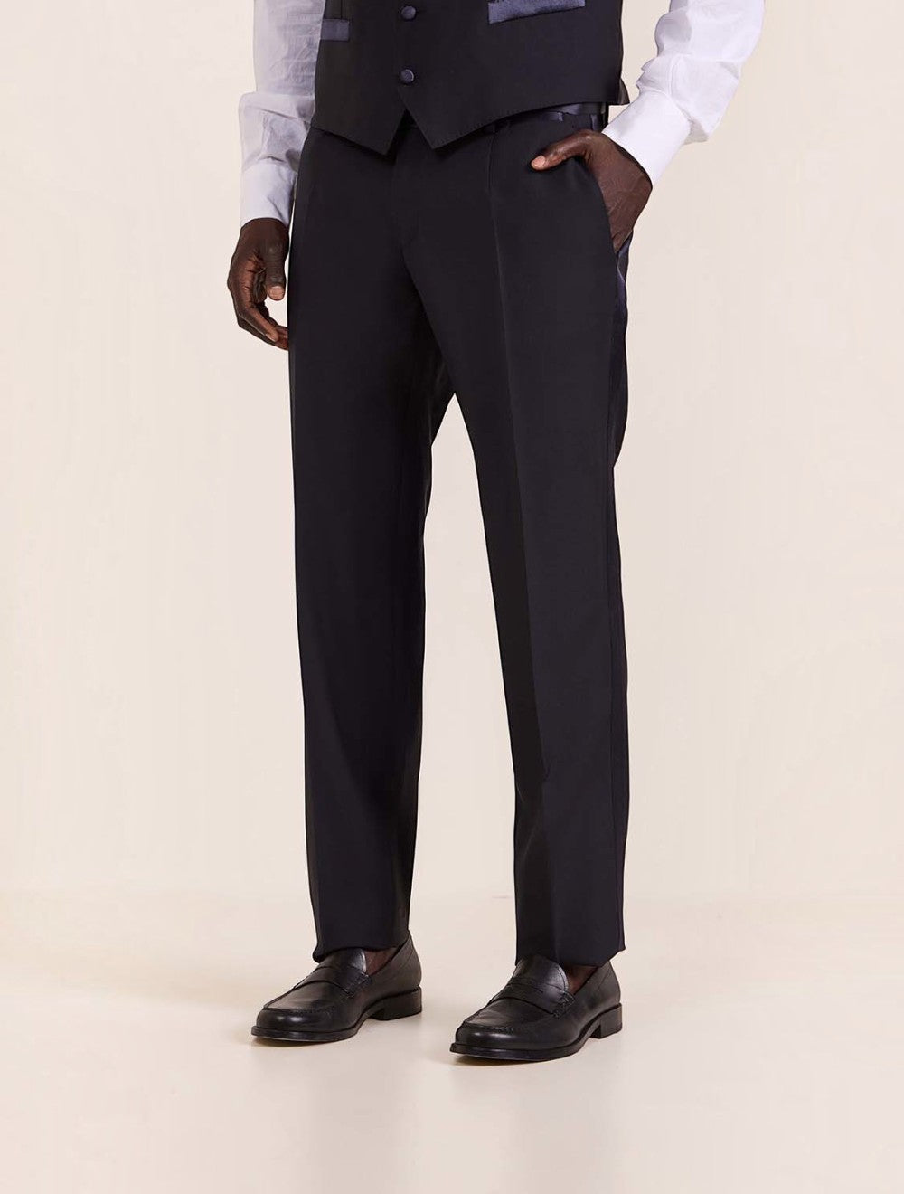 חליפה Martini-Fit Tuxedo