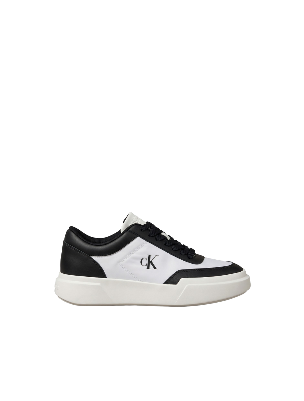 סניקרס עור Chunky Cupsole
