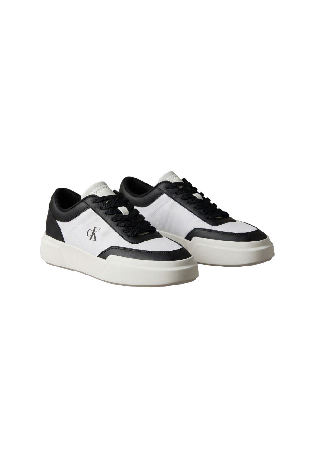 סניקרס עור Chunky Cupsole