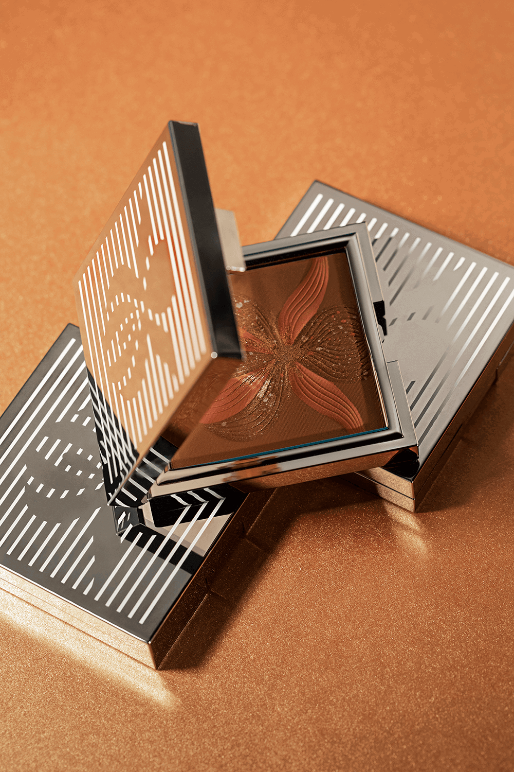 Sisley L'Orchidee Highlighter Blush 3