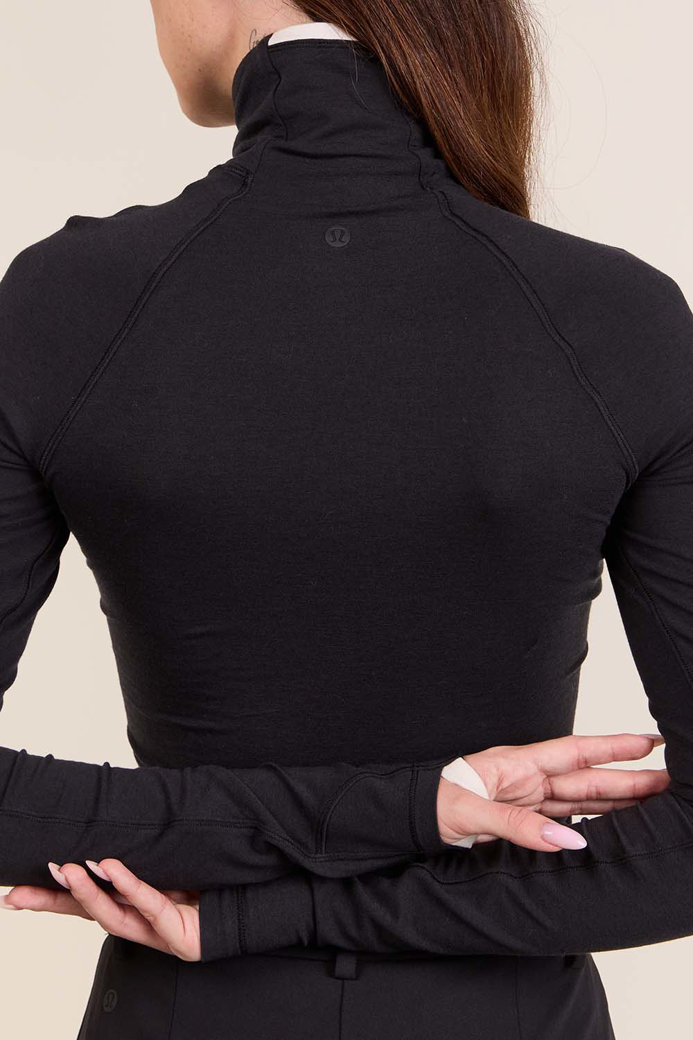 חולצת גולף בגזרה צמודה