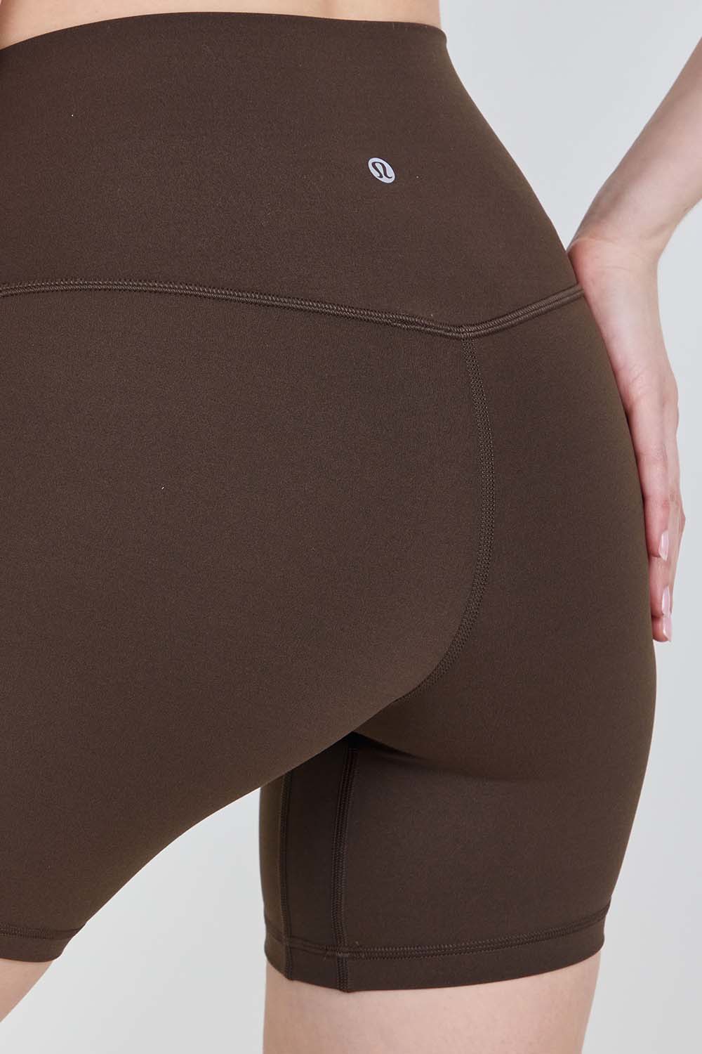 מכנסי טייץ קצרים ליוגה