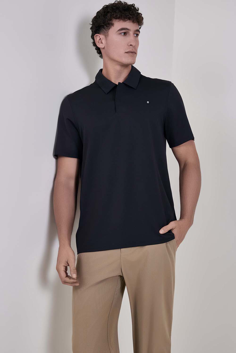 חולצת פולו ShowZero™ Classic Fit