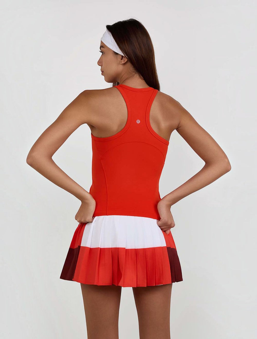גופיית lululemon Align™ באורך המותן גב מחוטב