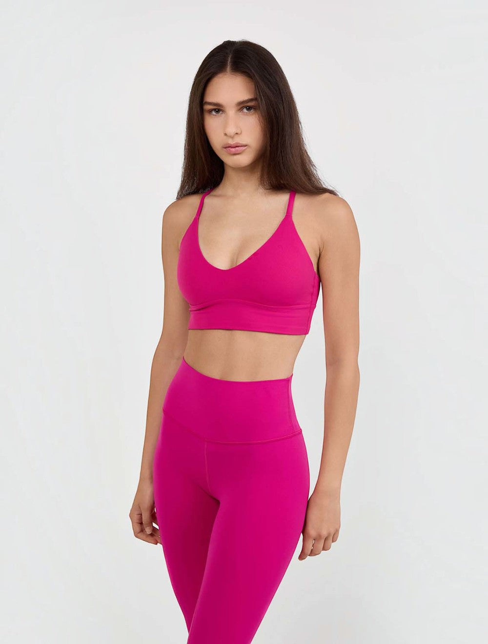 חזיית lululemon Focuser Nulu צווארון עגול עמוק תמיכה קלה Cup A/B