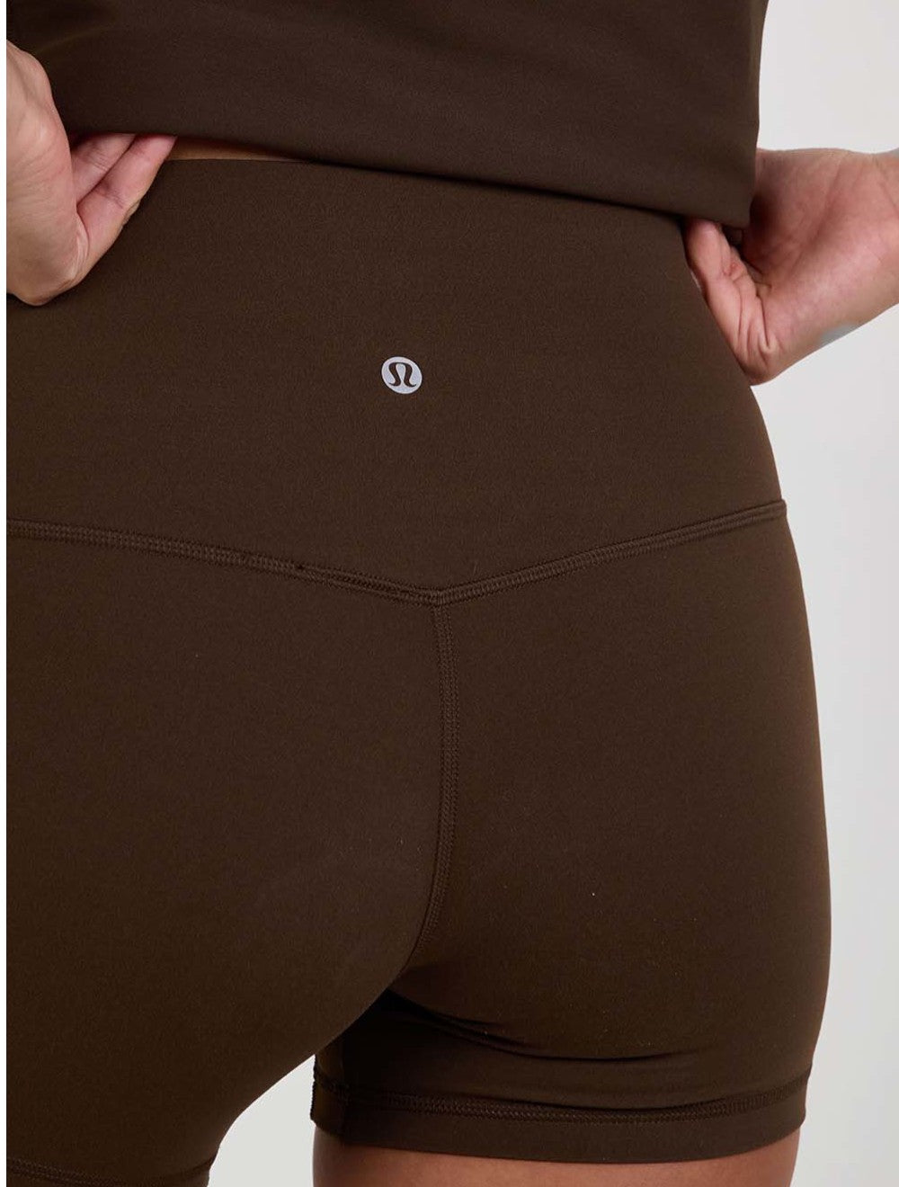 מכנסיים קצרים lululemon Align™ גזרה גבוהה 4''