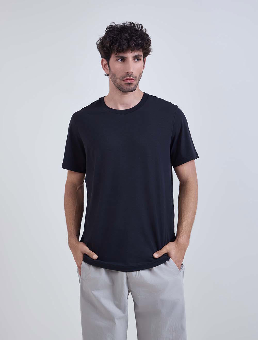 חולצת טי בגזרה ישרה