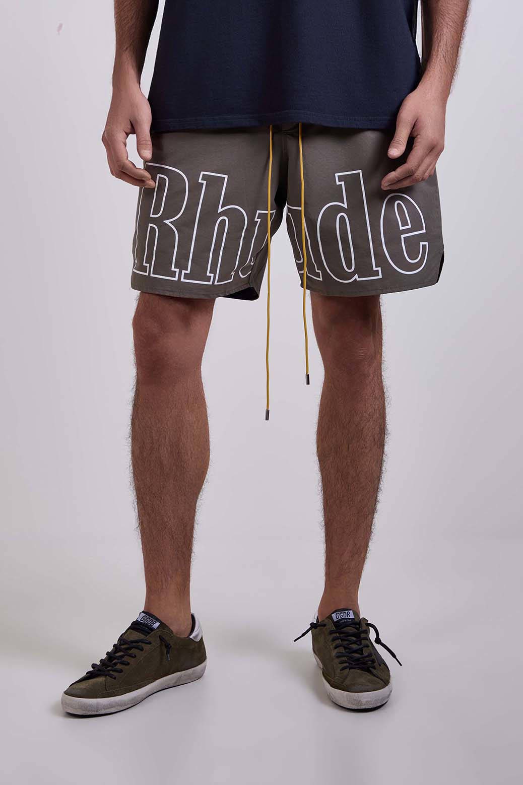 מכנסיים קצרים עם לוגו RH
