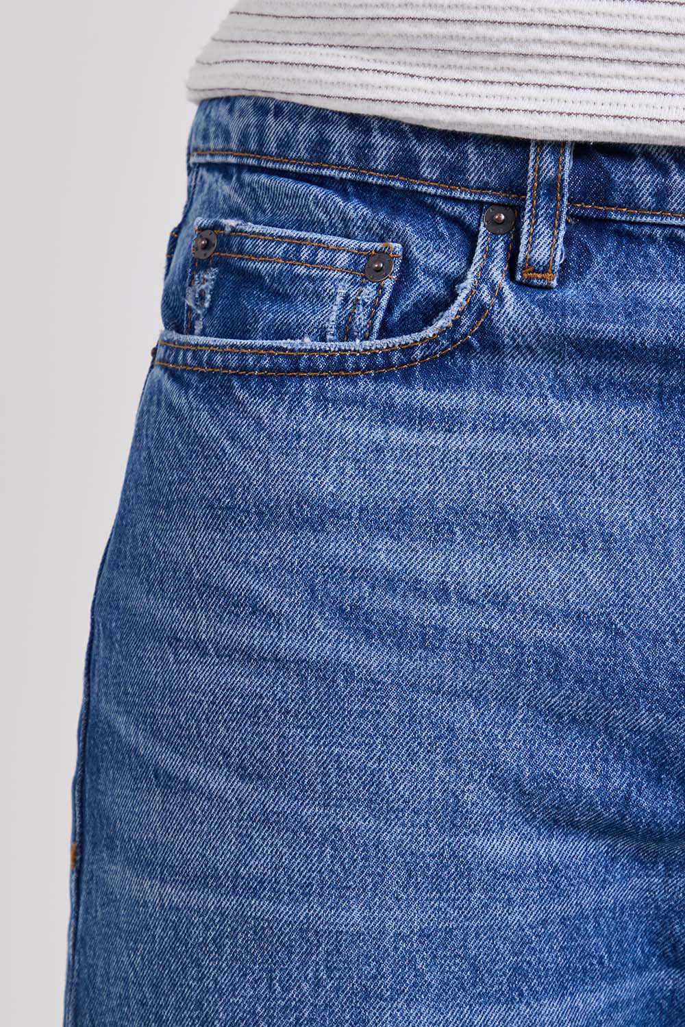 ג'ינס Bootcut