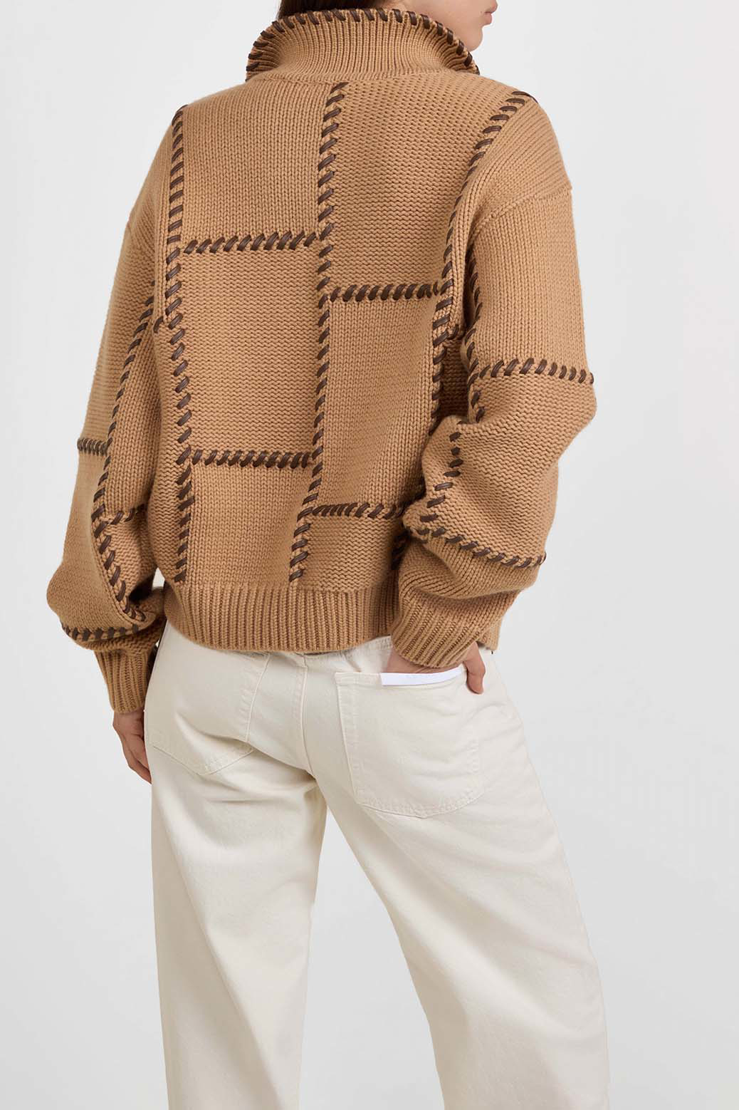 סוודר The Leather Stitch