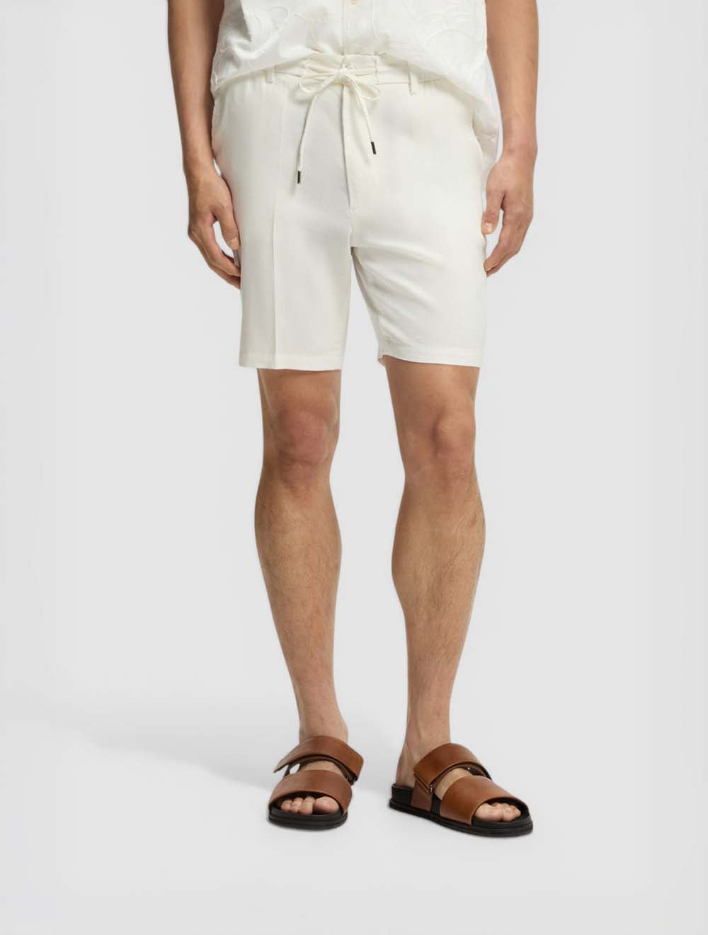 מכנסיים קצרים Modern-Fit פשתן בלנד