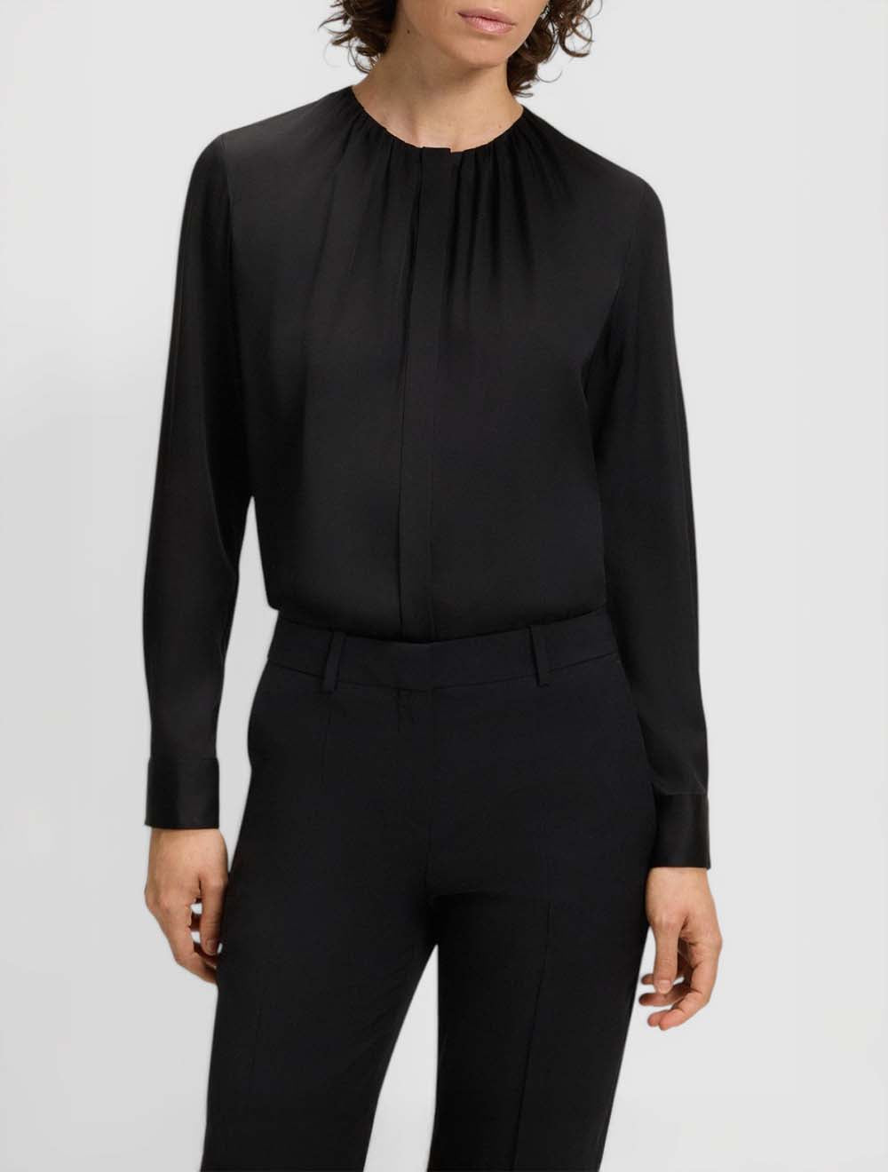 חולצה Collarless רגולר פיט סטרץ' משי