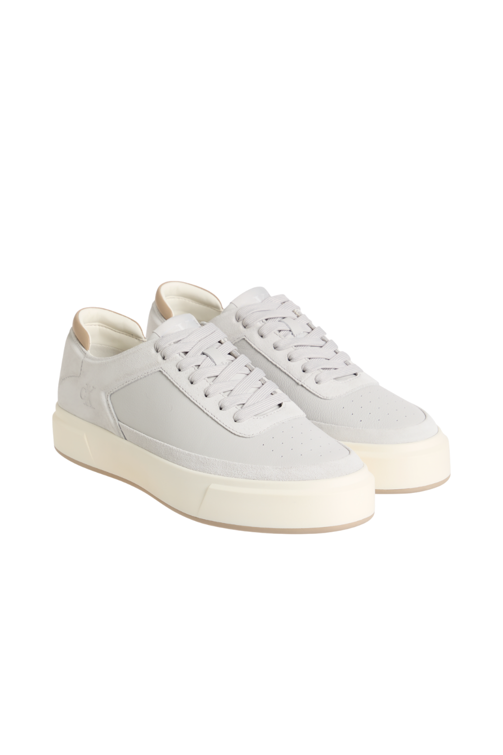 סניקרס עור Chunky Cupsole