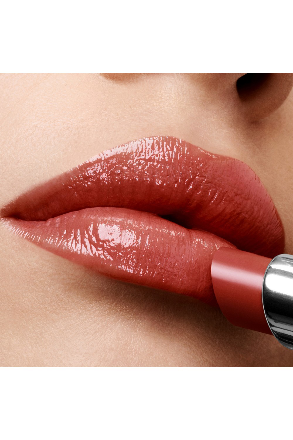 Soleil Neige Ultra-Shine Lip Color 02 Rose D’hiver