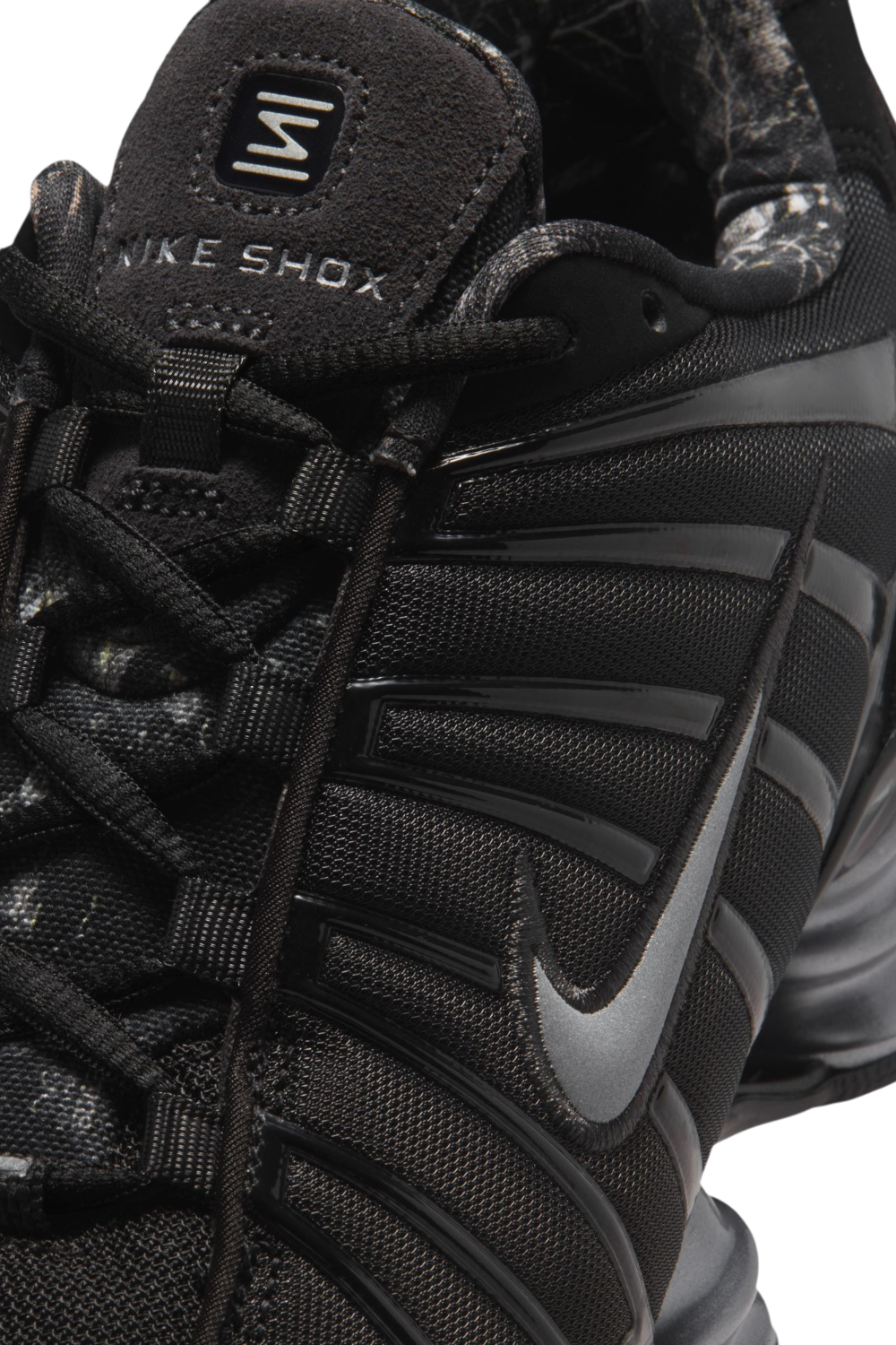 סניקרס Shox TL