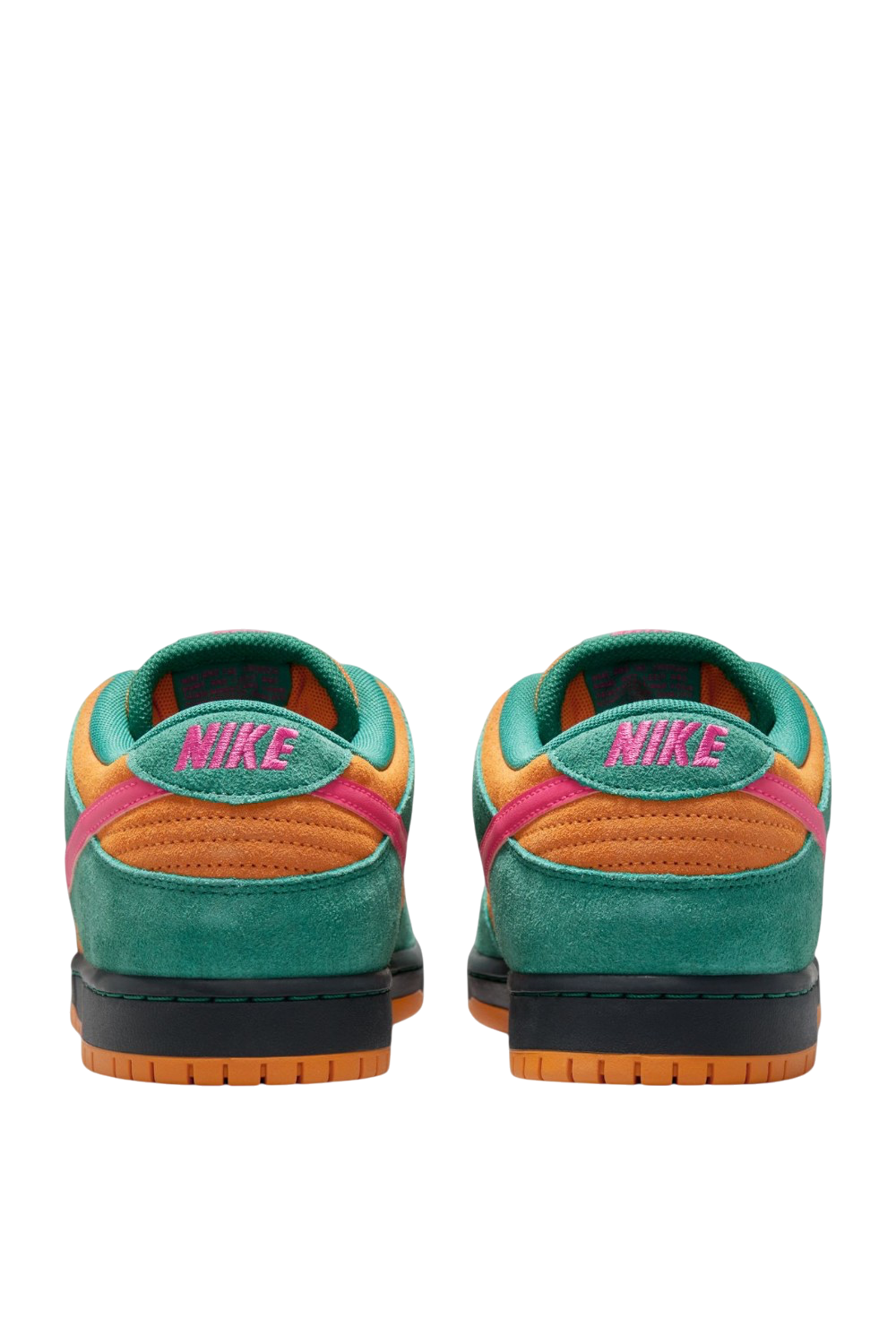 סניקרס זמש SB Dunk Low