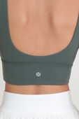 תמונת תקריב דוגמן של Align™ V Neck Bra A/B