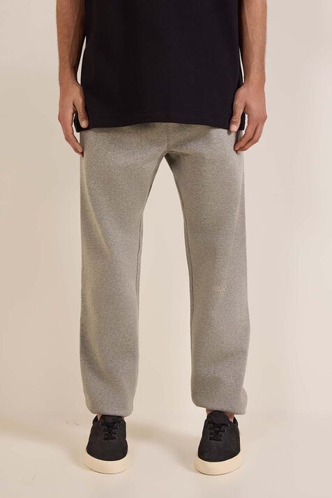 מכנסי טרנינג FEAR OF GOD ESSENTIALS