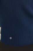 תמונת תקריב דוגמן של Ribbed Merino Wool Collared Sweater&rlm;