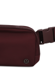 תמונת תקריב של Everywhere Belt Bag