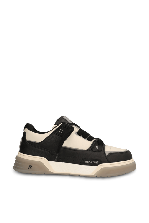 נעלי סניקרס סטודיו