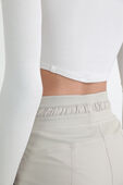 תמונת תקריב דוגמן של Hold Tight Cropped Long Sleeve