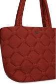 תמונת תקריב של Quilty Pleasures Tote Medium