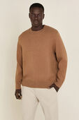 תמונת דוגמן קידמית של Relaxed-Fit Crewneck Knit Sweater