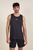 תמונת דוגמן קידמית של Lightweight Knit Workout Tank Top