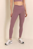 תמונת דוגמן קידמית של ALIGN TWIST-WAIST TIGHT 25