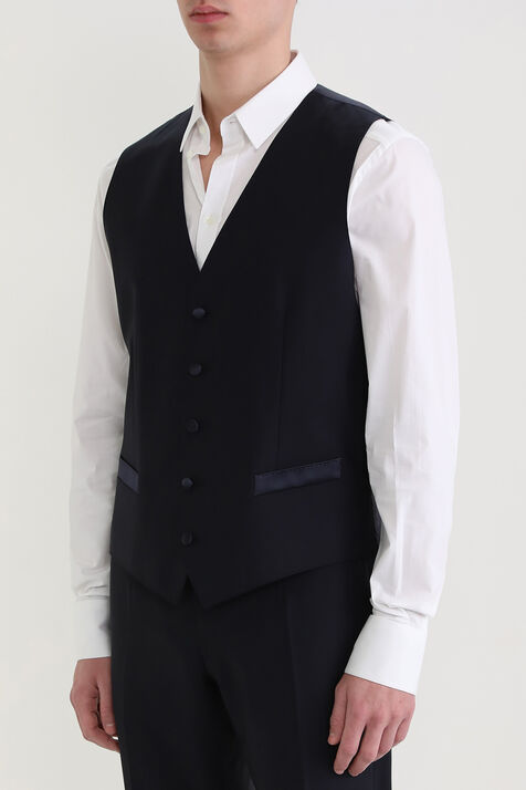 חליפה מחויטת הכוללת מכנסיים, וסט ובלייזר DOLCE & GABBANA