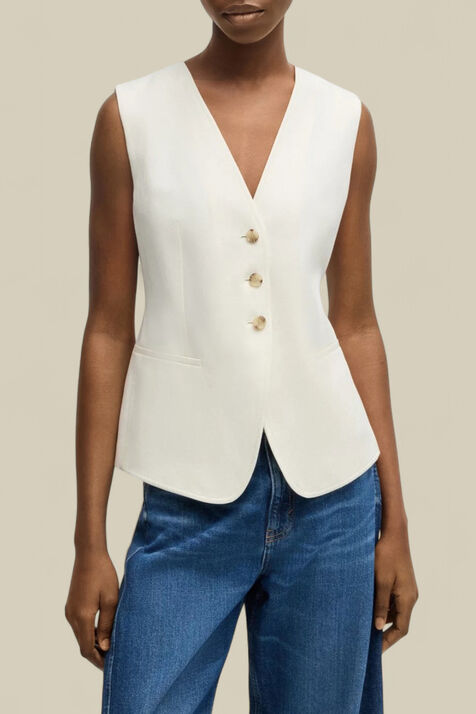 וסט מחוייט BOSS